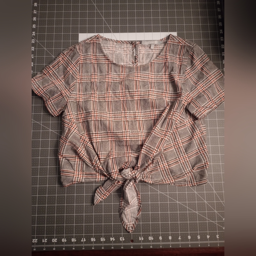 Classy plaid tshirt